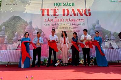 <a href="/su-kien" title="Sự kiện" rel="dofollow">Sự kiện</a>