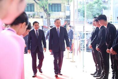 <a href="/tin-tuc" title="Tin tức" rel="dofollow">Tin tức</a>