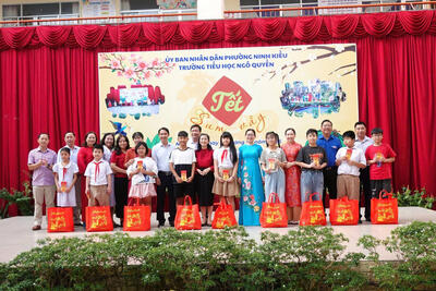 <a href="/tin-tuc" title="Tin tức" rel="dofollow">Tin tức</a>
