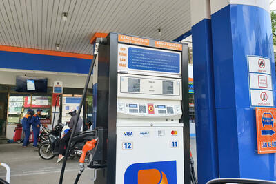 <a href="/thi-truong" title="Thị trường" rel="dofollow">Thị trường</a>