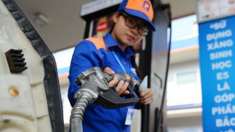 Giá xăng tăng thêm hơn 500 đồng lít, giá dầu cũng tăng đồng loạt từ 15h chiều ngày 8/5