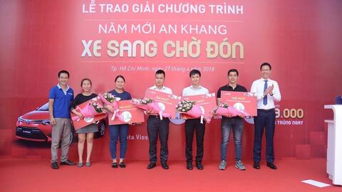 Ngân hàng Quốc Dân trao Toyota Vios cho khách trúng thưởng chương trình "Năm mới an khang – Xe sang chờ đón"