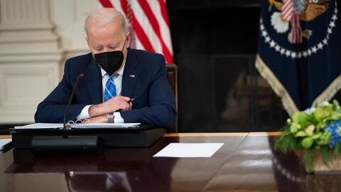 Dân Mỹ mất niềm tin vào Tổng thống Joe Biden và nền kinh tế bất chấp tốc độ tăng trưởng mạnh mẽ