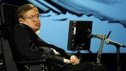 Anh trưng bày ghi chép bí ẩn của thiên tài Stephen Hawking
