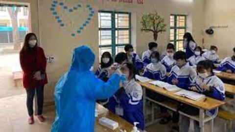 Không nên quy định học sinh phải test trước khi đến trường gây lãng phí