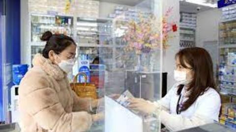 Thành phố Hồ Chí Minh ngăn chặn mua, bán thuốc điều trị Covid-19 nhập lậu
