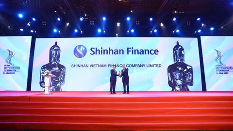 Shinhan Finance năm thứ 3 liên tiếp được vinh danh “Nơi làm việc tốt nhất châu Á 2022”