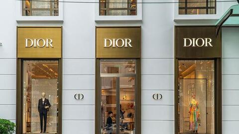 Thị trường đồ xa xỉ đạt gần 1 tỷ USD, liệu Việt Nam có trở thành "mỏ vàng" cho các thương hiệu hạng sang?