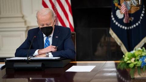 Dân Mỹ mất niềm tin vào Tổng thống Joe Biden và nền kinh tế bất chấp tốc độ tăng trưởng mạnh mẽ