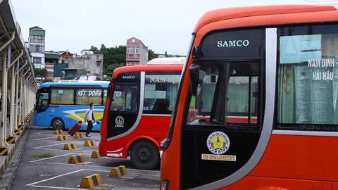 Giá xăng dầu "nhảy múa", giảm thuế phí "kìm" đà tăng?