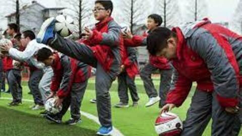 Trung Quốc: Học thêm ngoại khóa trục lợi sau chính sách giảm kép