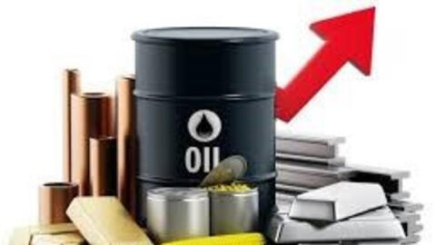 Thị trường ngày 18/10: Giá dầu, vàng, đồng, quặng sắt đồng loạt tăng, cao su cao nhất 16 tháng