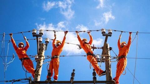 Giá điện tăng làm giảm áp lực tài chính cho EVN, doanh nghiệp nào trên sàn chứng khoán được hưởng lợi?