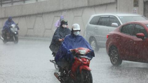 Thông tin mới về đợt mưa dông ở miền Bắc