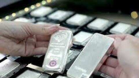 Giá bạc hôm nay 21/8/2025: Đồng loạt giảm sâu