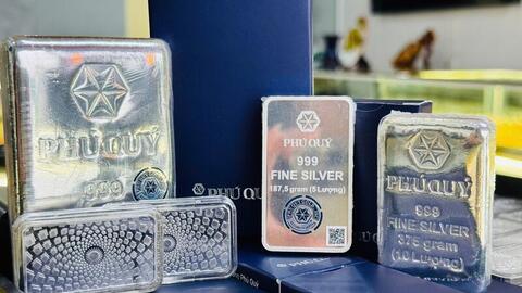 Giá bạc hôm nay 16/9/2025: Bạc biến động nhẹ