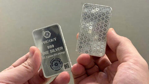 Giá bạc hôm nay 7/10/2025: Bạc tăng bứt phá