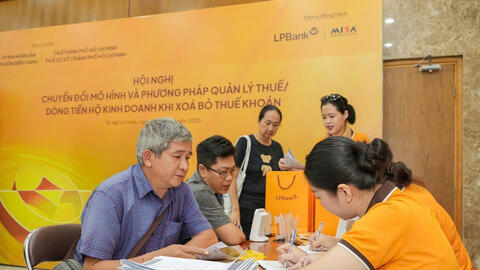 LPBank gỡ khó cho hộ kinh doanh, tiểu thương trước 'bước ngoặt' bỏ thuế khoán