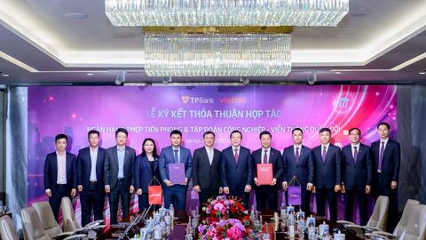 ‏Hợp tác chiến lược thúc đẩy chuyển đổi số toàn diện giữa TPBank và Viettel