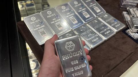 Giá bạc hôm nay 27/11/2025: Tăng bứt phá