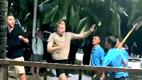 Quán bar ở Nha Trang bị kiểm tra sau vụ nhân viên đe dọa du khách