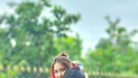 Hòa Minzy dừng đăng tải hình ảnh về chồng Đại úy