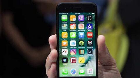 Vì sao màn hình iPhone đời cũ nhìn sướng mắt hơn smartphone bây giờ?