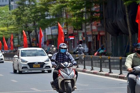 Thời tiết hôm nay 28/6: Bắc Bộ ngày nắng, Nam Bộ nắng gián đoạn, mưa rào, mưa to