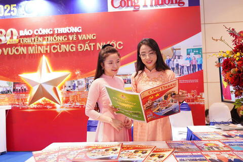 Đặc sắc gian trưng bày của Báo Công Thương tại Hội Báo toàn quốc 2025