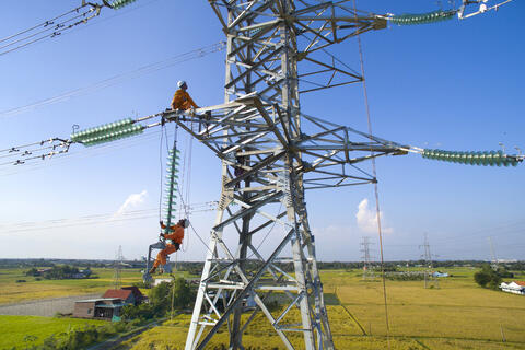 EVN tăng tốc các dự án trọng điểm, sản lượng điện vượt mốc lịch sử