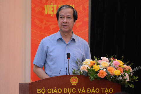 Nóng trong tuần: Đồng hành khắc phục hậu quả bão lũ; tổng kết Chương trình GD phổ thông 2018