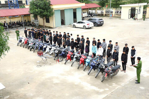 Công an xử lý 70 thanh thiếu niên tụ tập gây rối trật tự công cộng