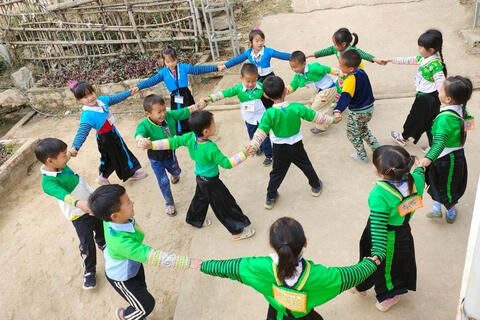 Phòng chống bạo lực học đường không thể chỉ bằng lời kêu gọi!