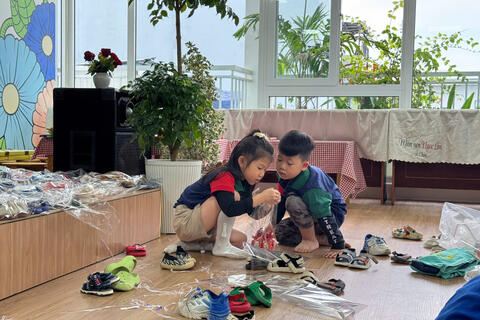 Trường học Đà Nẵng chung sức hướng về học sinh Đắk Lắk sau mưa lũ