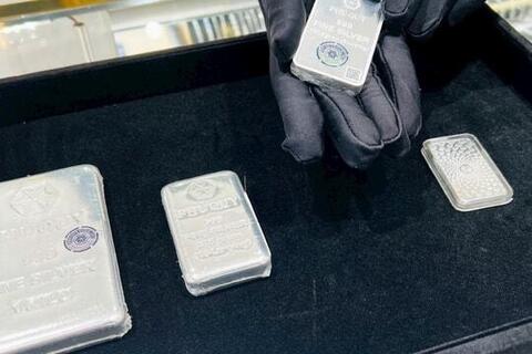 Giá bạc hôm nay 4/12/2025: Tiếp tục tăng cao