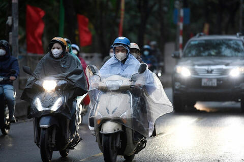 Dự báo thời tiết 10 ngày tới: Miền Bắc trời rét, Trung Bộ mưa dông