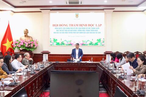 Thẩm định cơ chế, chính sách đặc thù tháo gỡ khó khăn trong triển khai đấu giá tài sản trực tuyến