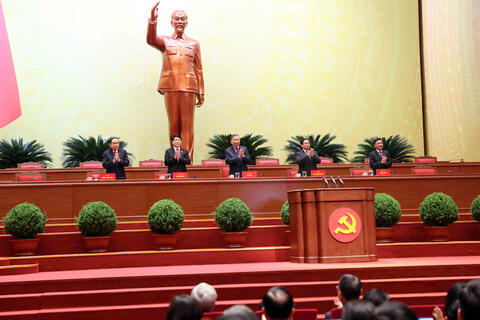 Chùm ảnh: Phiên họp trù bị Đại hội Đảng toàn quốc lần thứ XIV