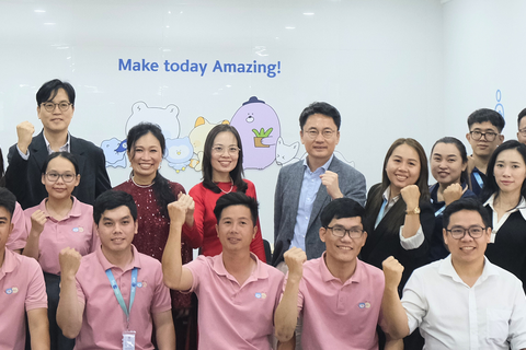 Shinhan Finance khai trương điểm giới thiệu dịch vụ Bình Tân