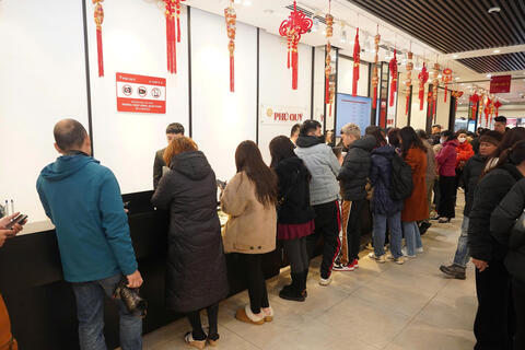 Giá bạc lập đỉnh lịch sử, nhà đầu tư cần làm gì?