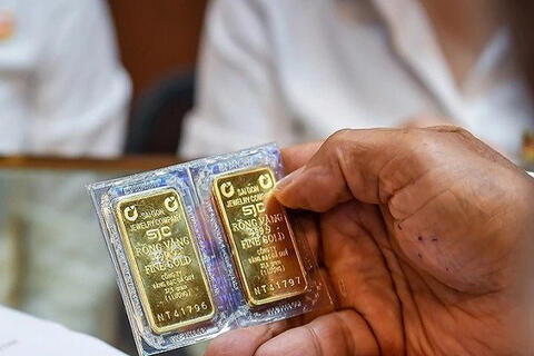 Giá vàng ngày đầu tuần 2/2 trong nước ở mốc 172 triệu đồng, thế giới đi ngang