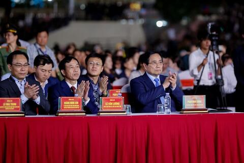 Thủ tướng Phạm Minh Chính dự lễ khai mạc Lễ hội Hoa Ban tỉnh Điện Biên năm 2026