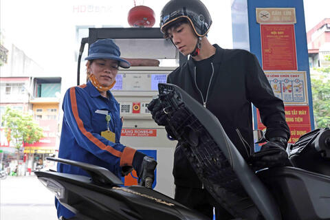 TPHCM duy trì ổn định nguồn cung xăng dầu, khí