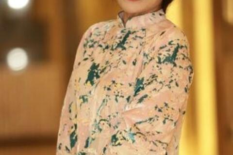 NSƯT Tú Oanh: Cứ hết mình với vai phụ, cơ hội sẽ đến