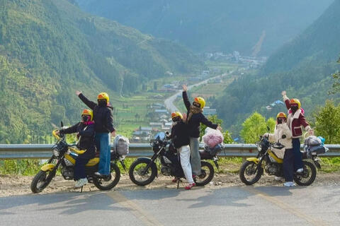Siết quản lý tour mô tô tại Cao nguyên đá Đồng Văn