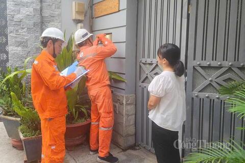 EVNHCMC lý giải về tiền điện tăng trong mùa nắng nóng