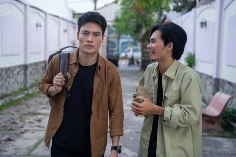 “Heo năm móng” cán mốc 100 tỉ đồng nhưng mùa phim lễ vẫn kém sôi động