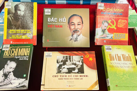 Hà Nội tổ chức trưng bày, chiếu phim kỷ niệm ngày sinh Chủ tịch Hồ Chí Minh