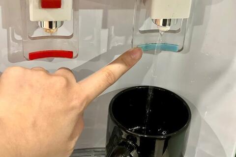 Thói quen sai lầm mùa nắng nóng dễ hại thận