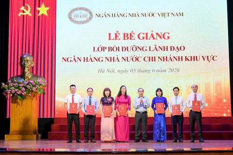 Xây dựng đội ngũ lãnh đạo ngành Ngân hàng đủ phẩm chất, năng lực, uy tín đáp ứng yêu cầu phát triển trong giai đoạn mới